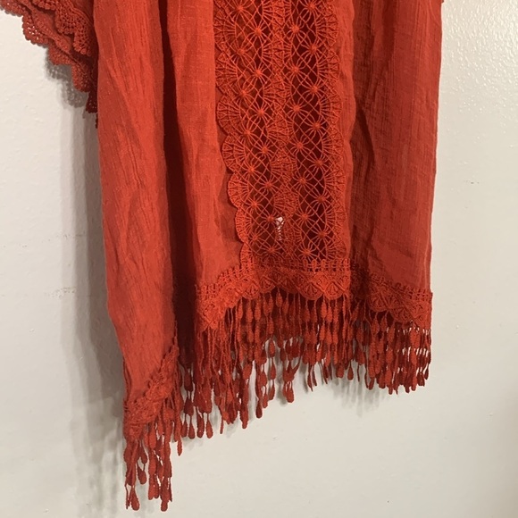 Time & True Rust Boho Crochet Fringe Gauze Pop Over Top One Size - Picture 5 of 6